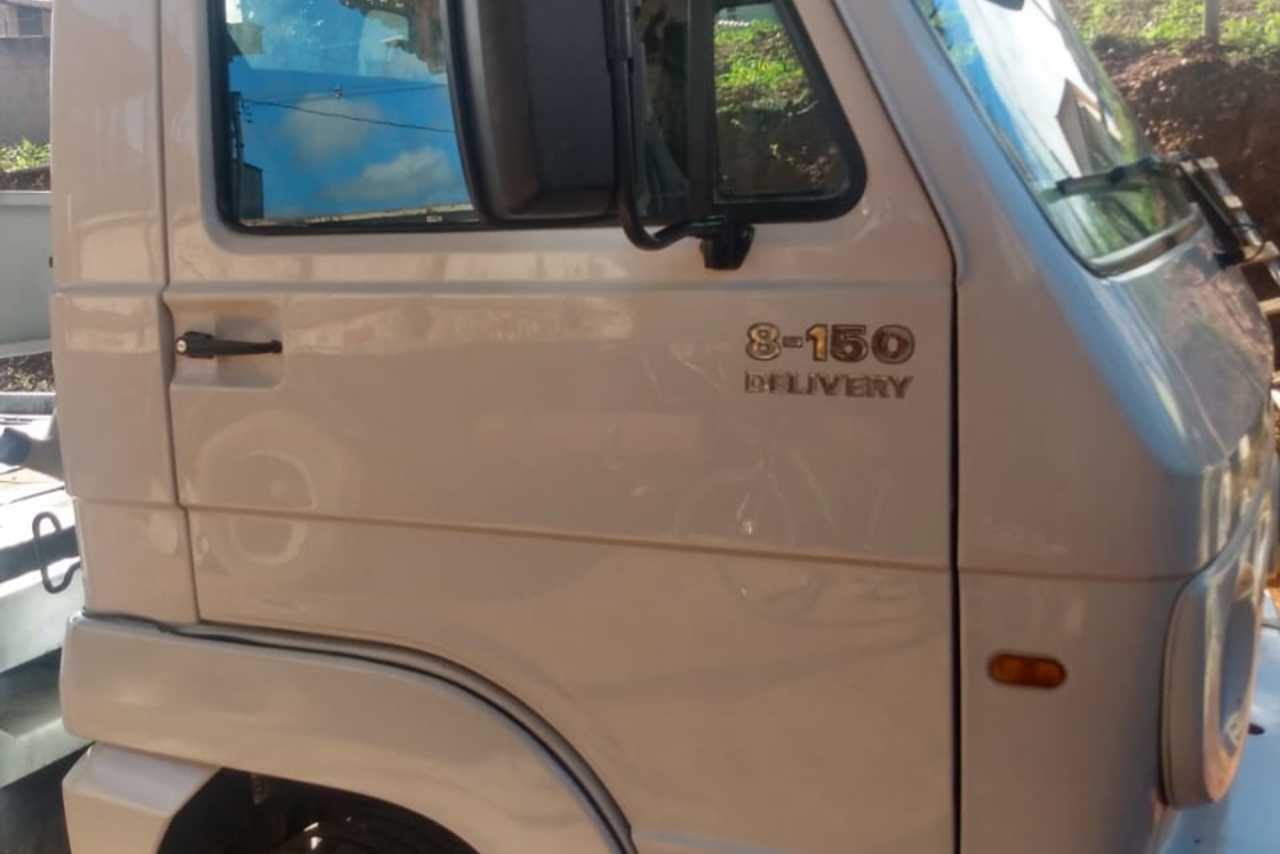 Volkswagen 8 150 - 06/06 3