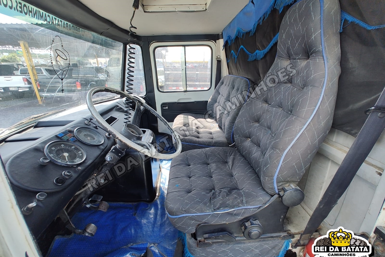 Mercedes Benz MB 608 - 77/77 6