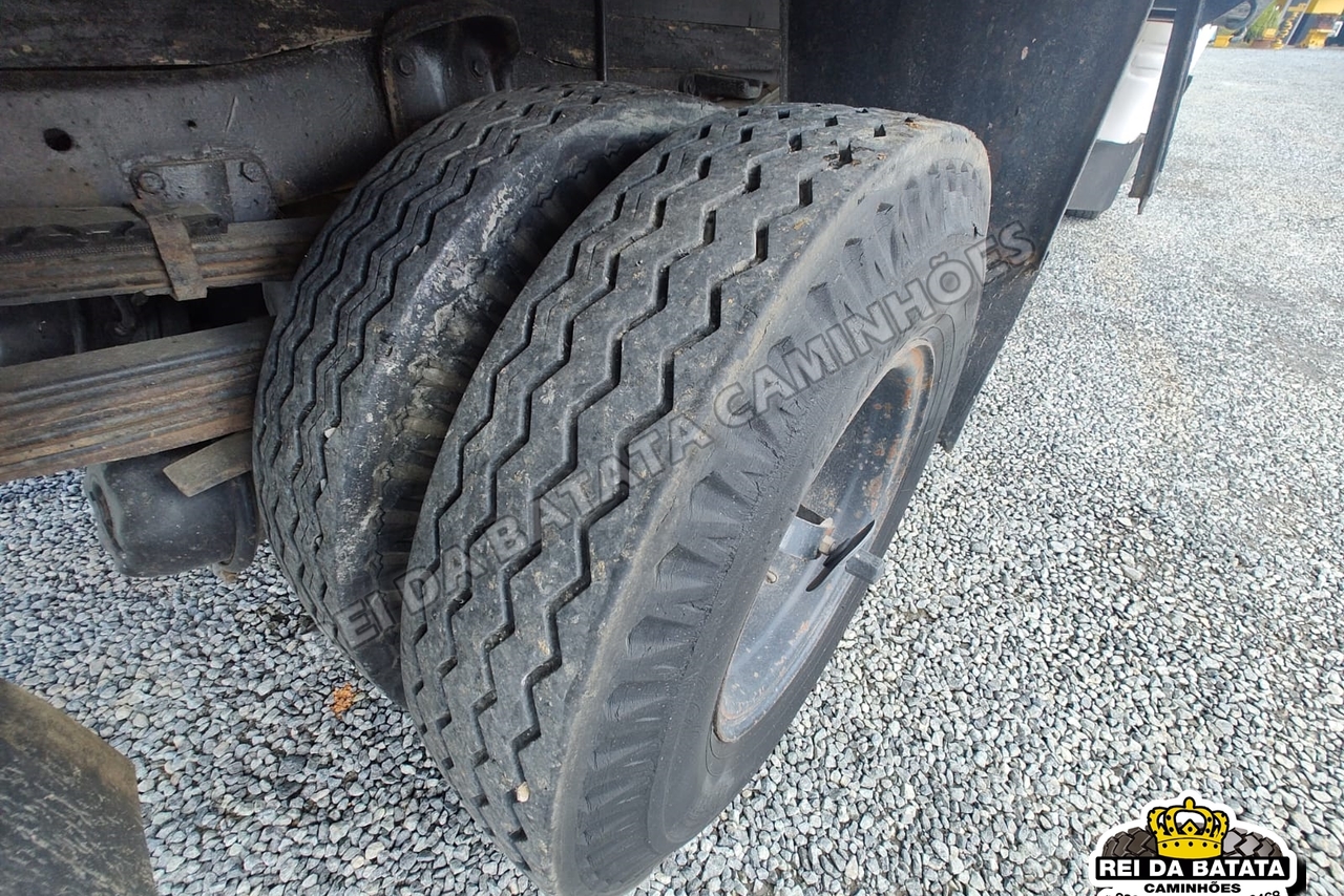 Mercedes Benz MB 608 - 77/77 16