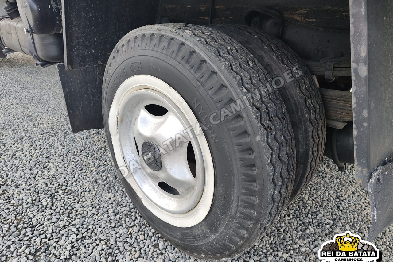 Mercedes Benz MB 608 - 77/77 18
