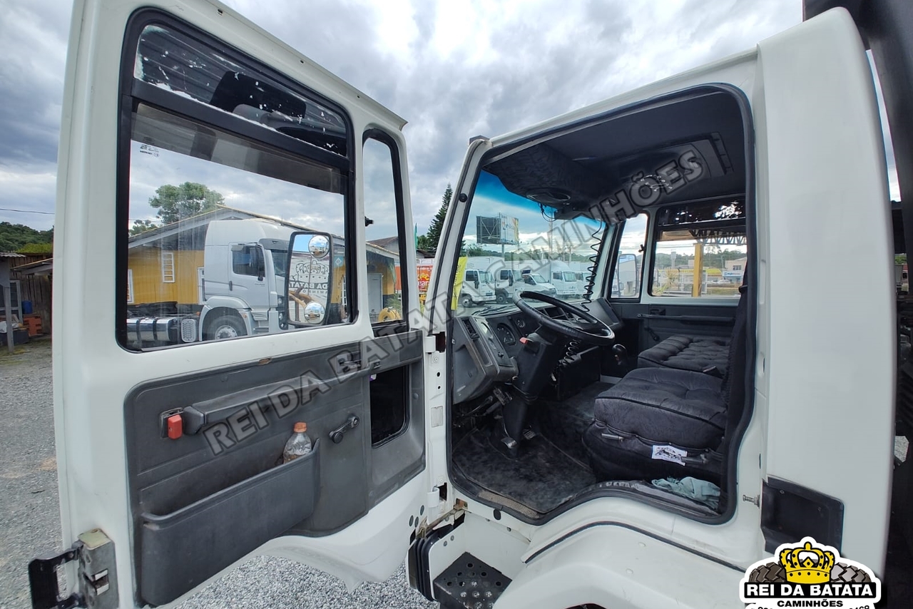 Ford Cargo1422 - 99/99 6