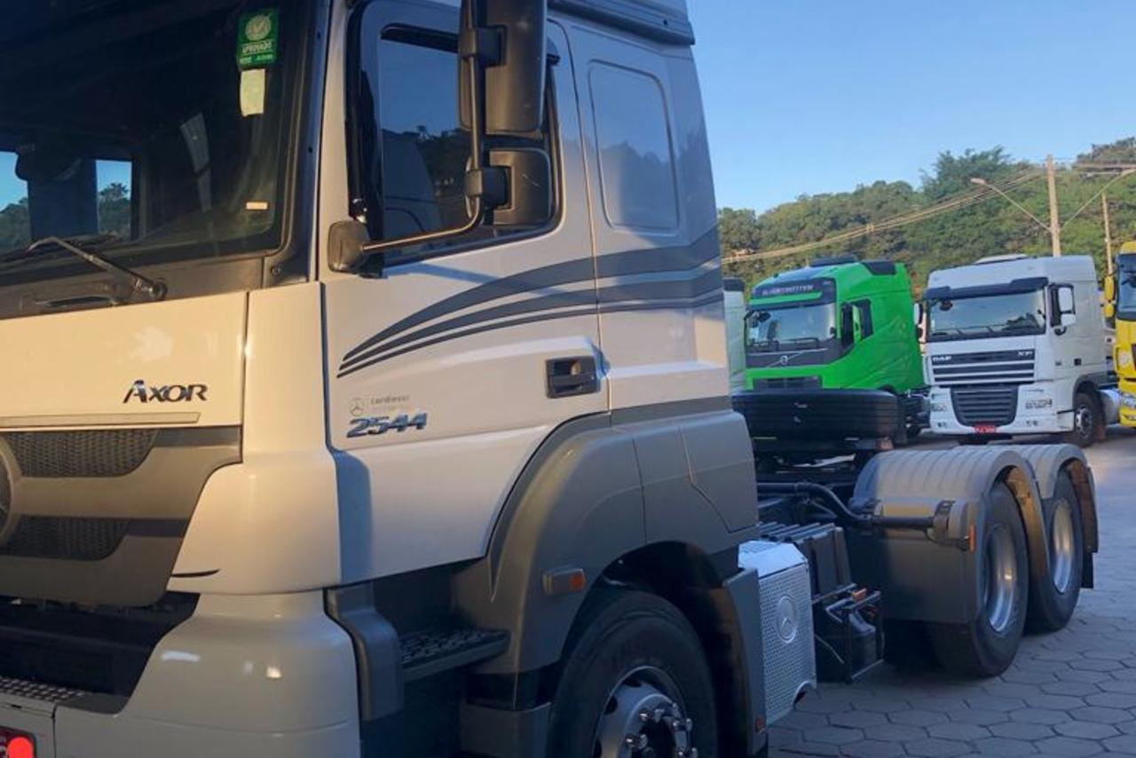 Mercedes Benz Axor 2544 - 19/19 3