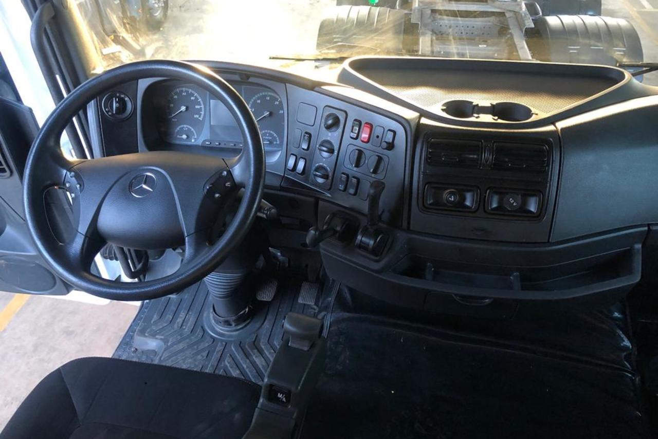 Mercedes Benz Axor 2544 - 19/19 7