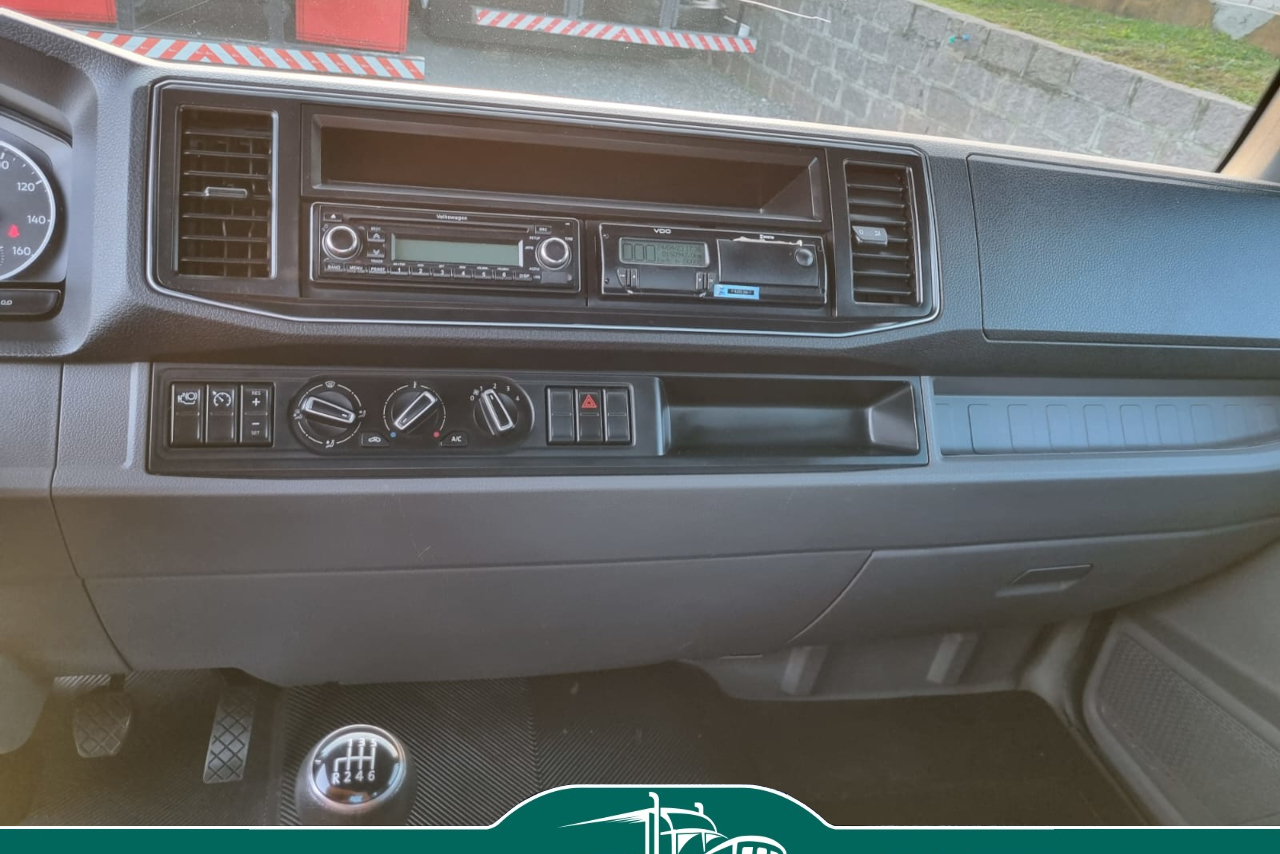 Volkswagen 11-180 Delivery - 19/20 10