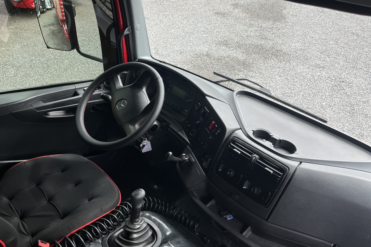 Mercedes Benz Atego 2426 - 14/14 13