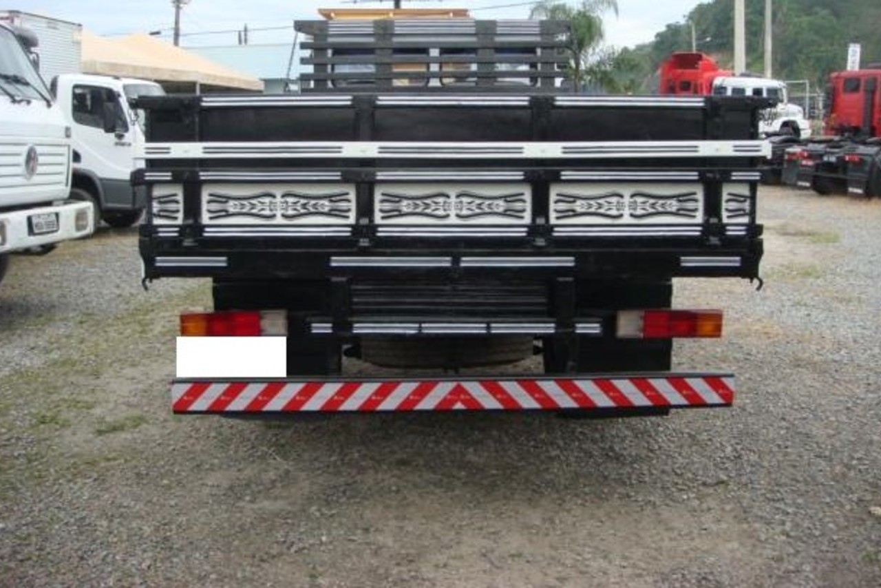 Mercedes Benz MB 709 - 93/93 3