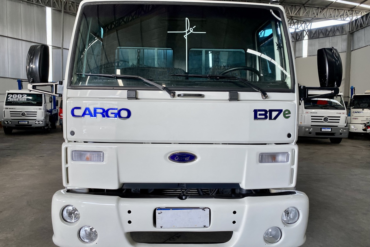 Ford Cargo1317 - 05/05 11