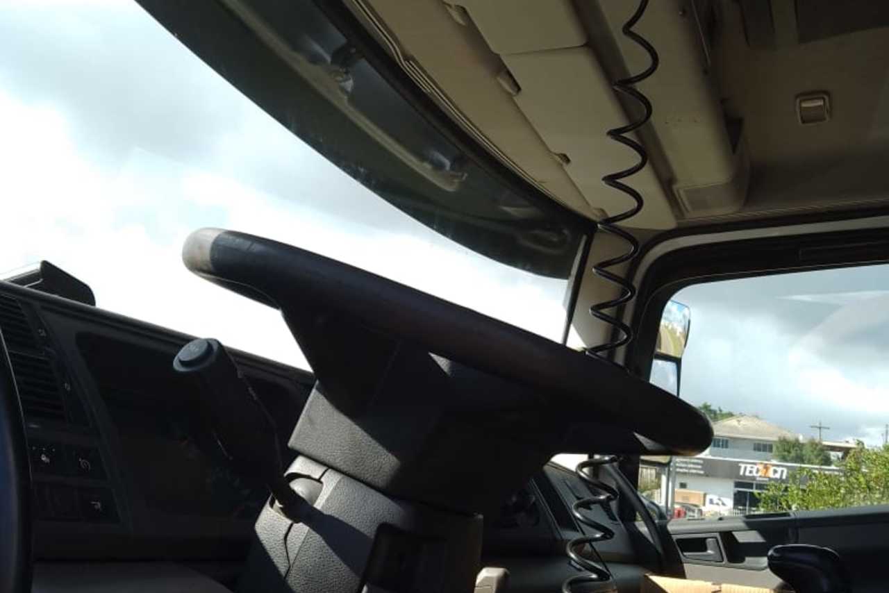 Volkswagen 24 330 - 17/18 3