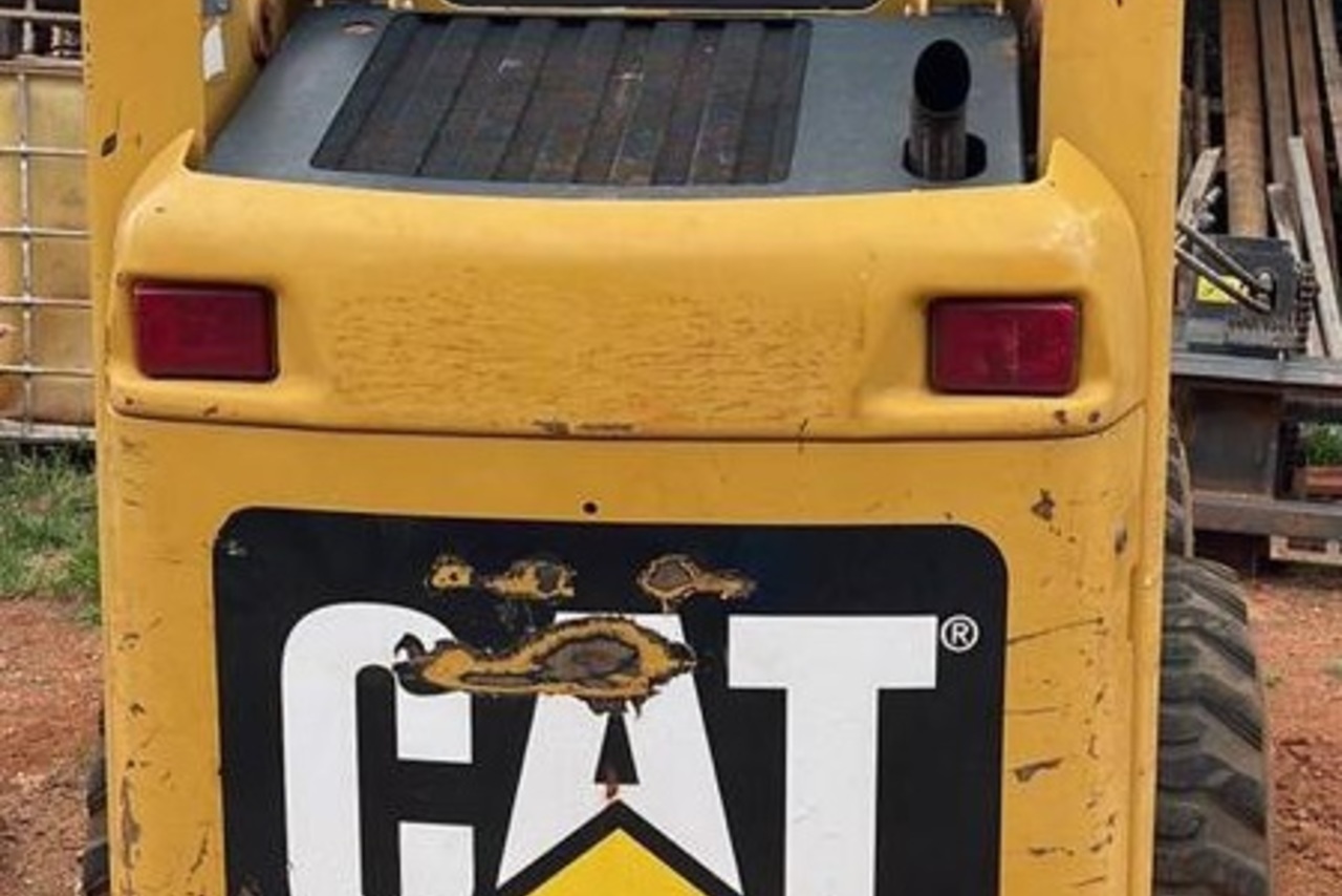 Caterpillar 216 - 12/12 2