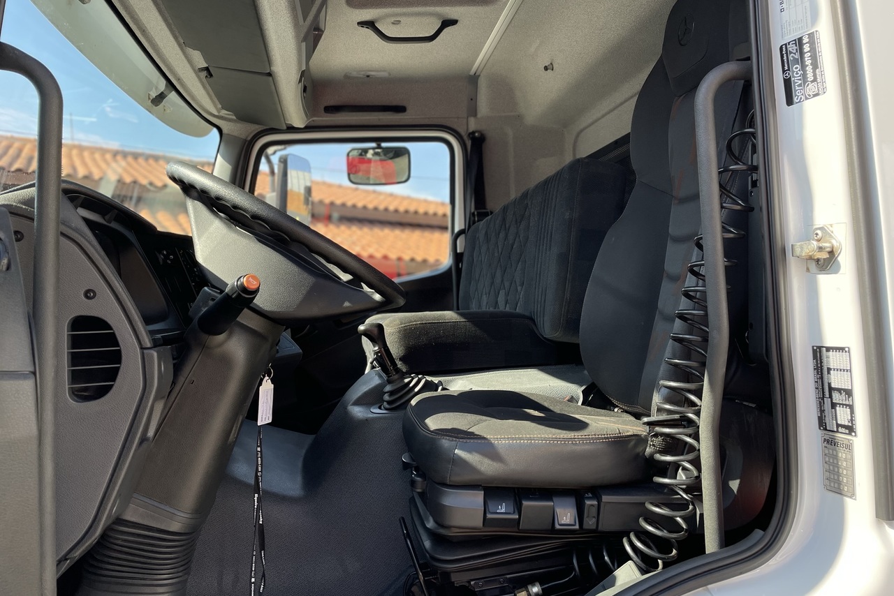 Mercedes Benz Atego 1726 - 19/20 9