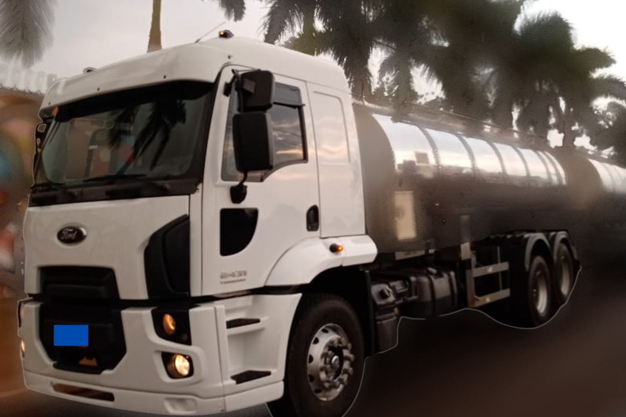 Ford Cargo 2431 - 18/19 5