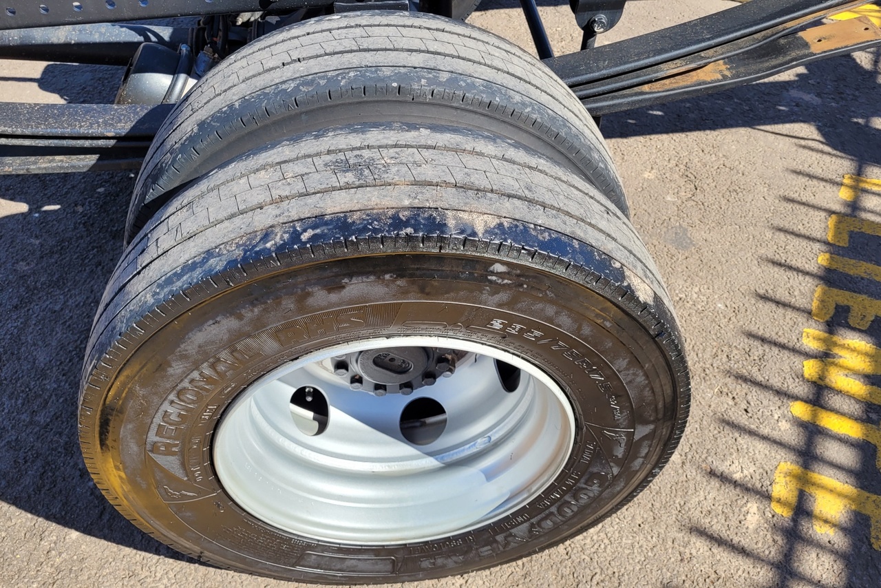 Volkswagen 11-180 Delivery  - 21/22 18