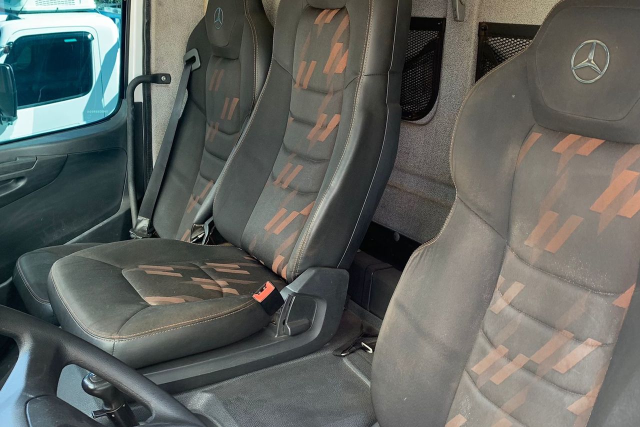 Mercedes Benz ATEGO MB3026 - 17/17 16