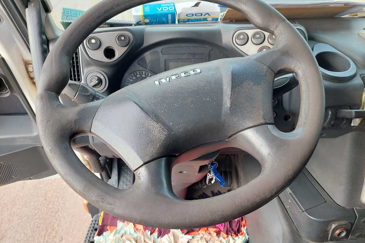 Iveco Stralis 800S 48TZ - 12/13 17