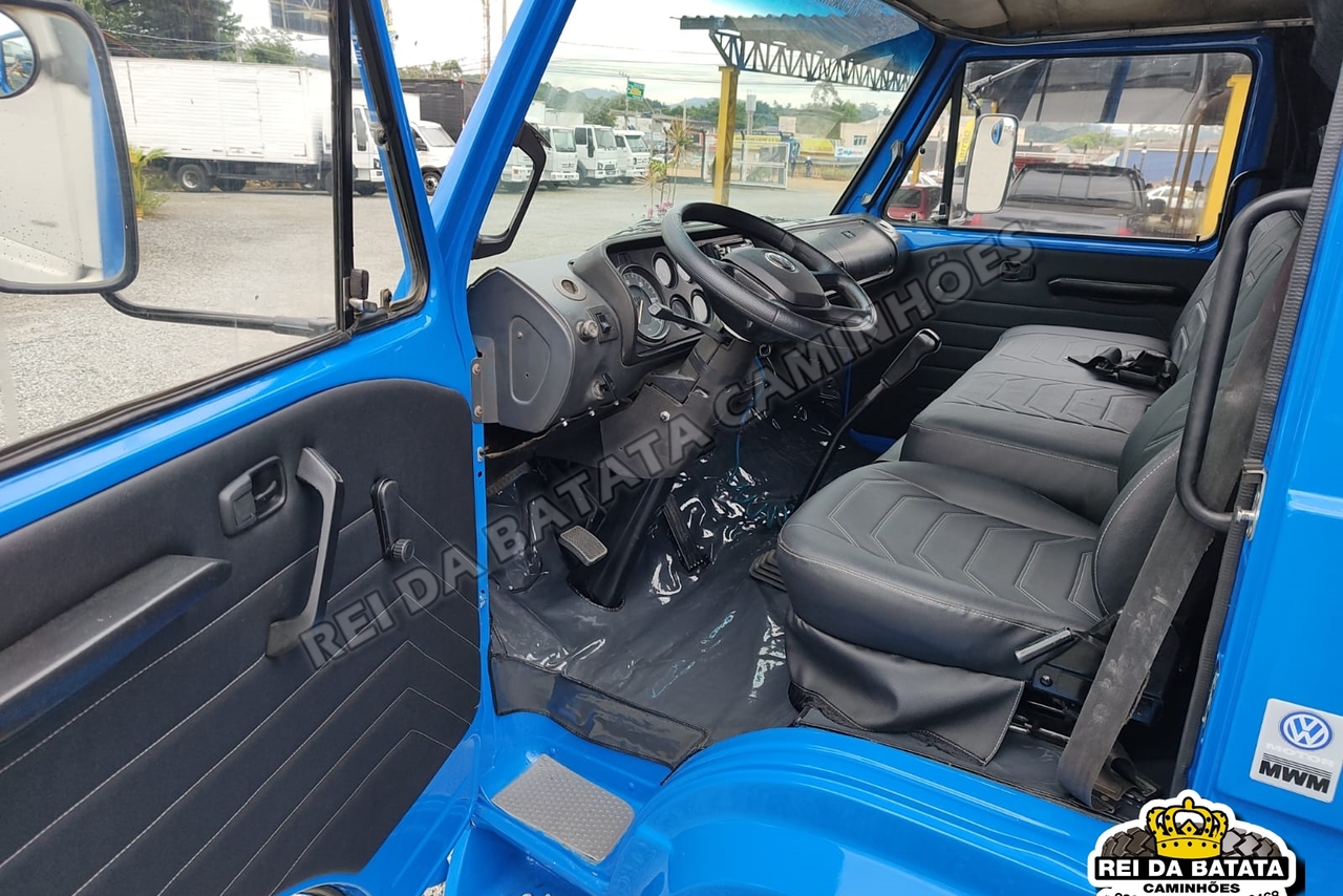 Volkswagen VW 7110 - 90/90 6