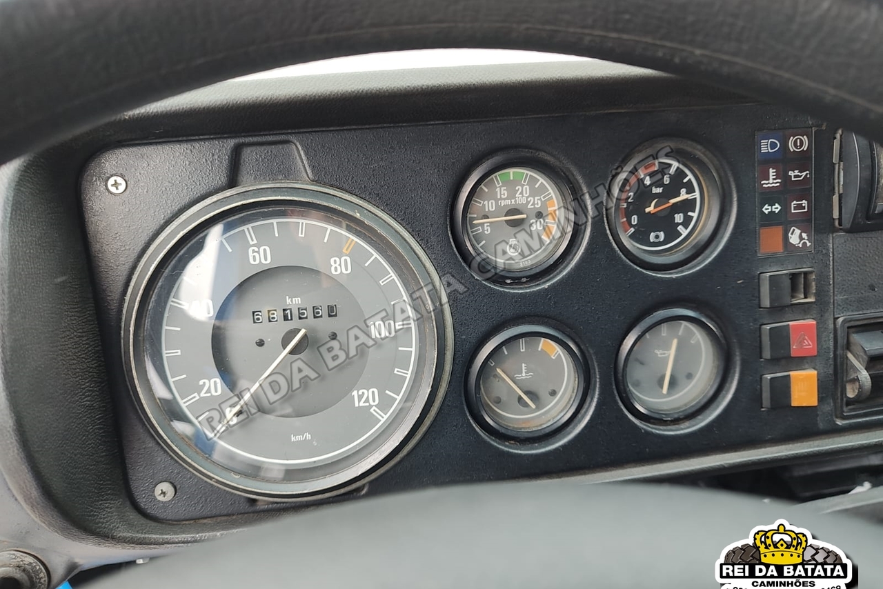 Volkswagen VW 7110 - 90/90 12