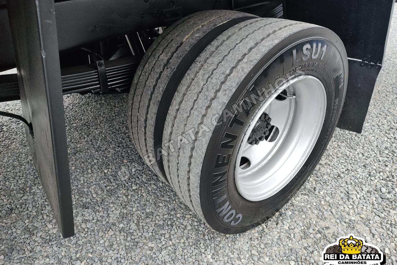 Volkswagen VW 7110 - 90/90 16