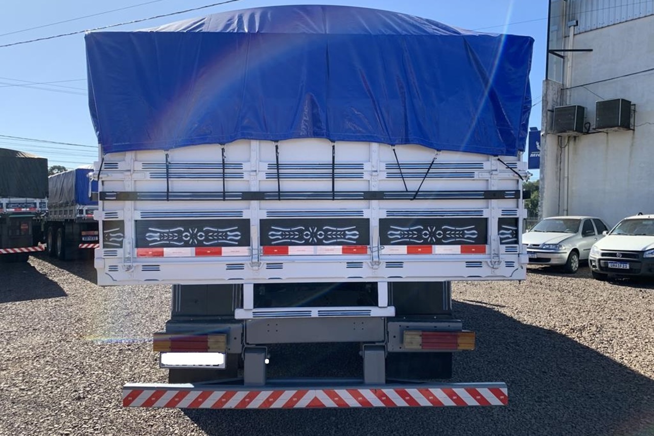 Volvo VM 210 - 07/07 11