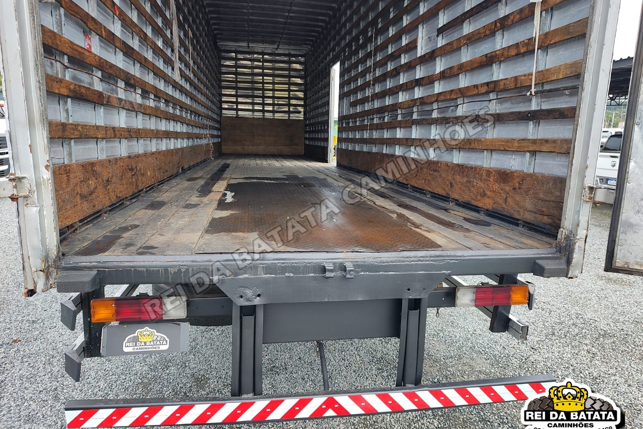 Ford Cargo2429 - 13/13 14