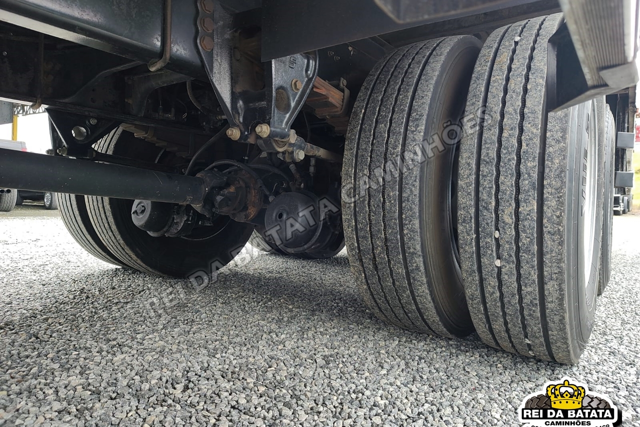 Ford Cargo2429 - 13/13 15