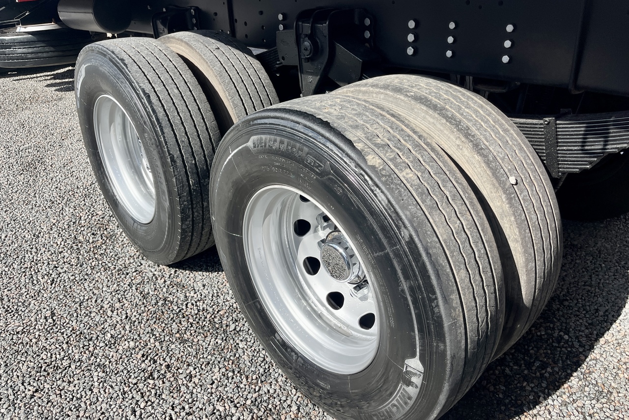 Volkswagen 24-280 E Constellation 6x2 - 15/15 7