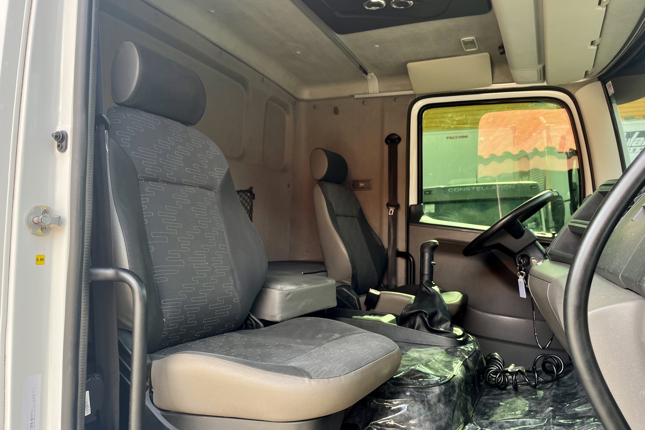 Volkswagen 24-280 E Constellation 6x2 - 15/15 10