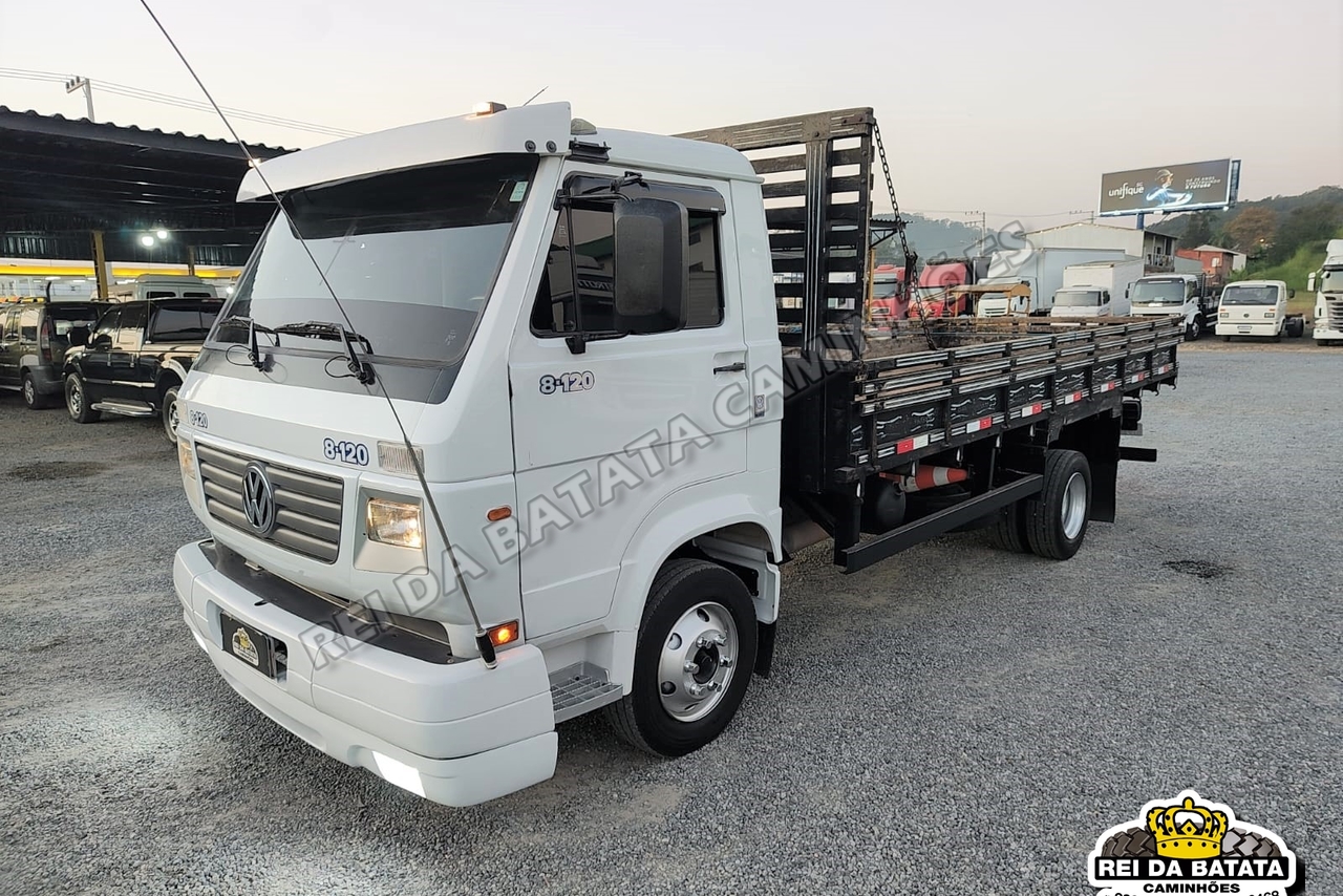 Volkswagen 8 120 - 03/03 4