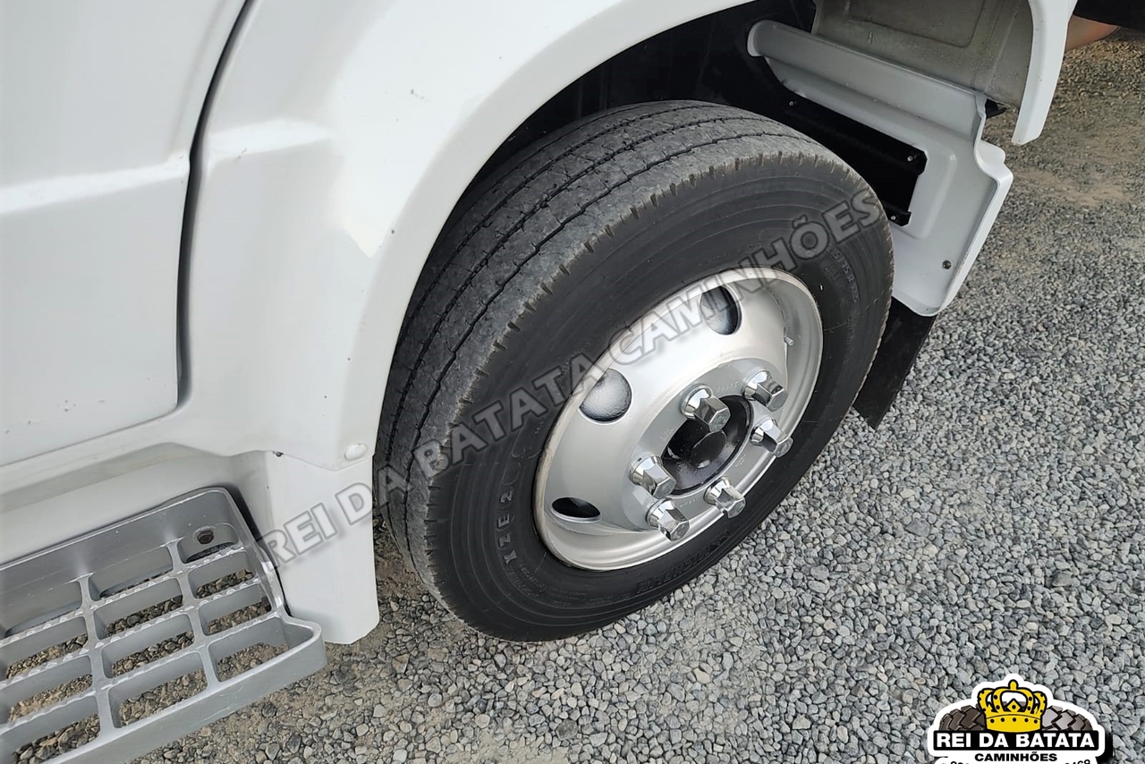 Volkswagen 8 120 - 03/03 9