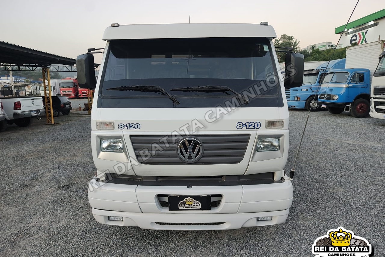 Volkswagen 8 120 - 03/03 19