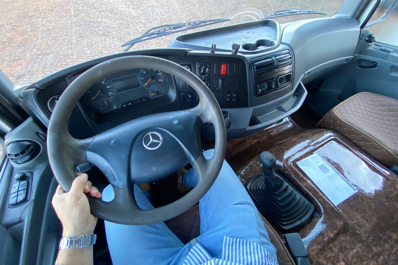Mercedes Benz Axor 2831 - 11/11 19