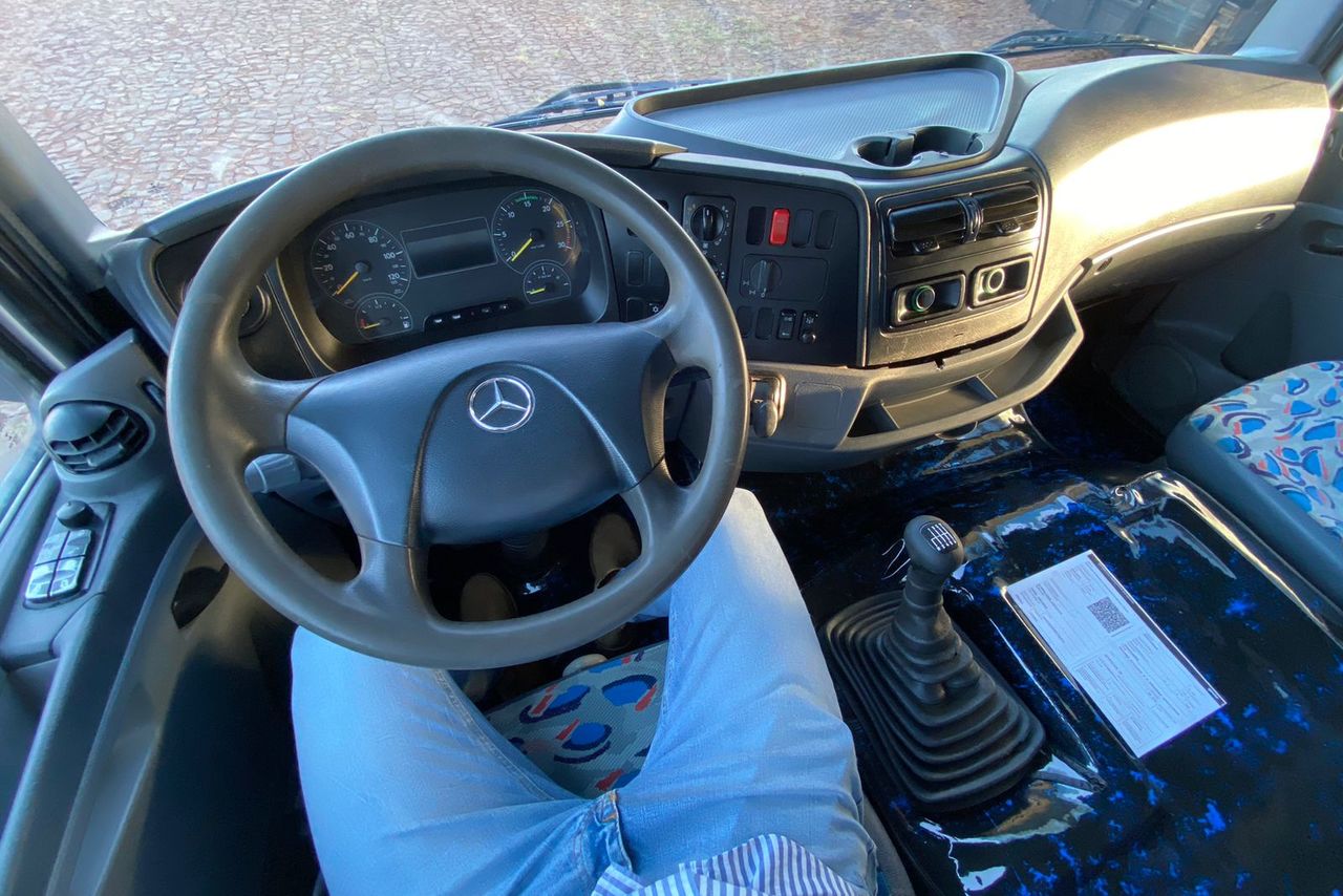 Mercedes Benz Axor 2831 - 11/11 17