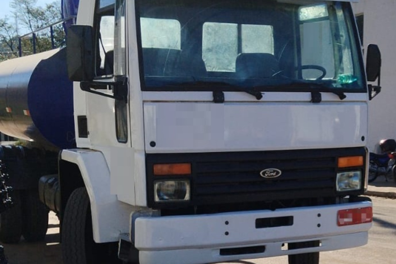 Ford Cargo1215 - 97/97 3