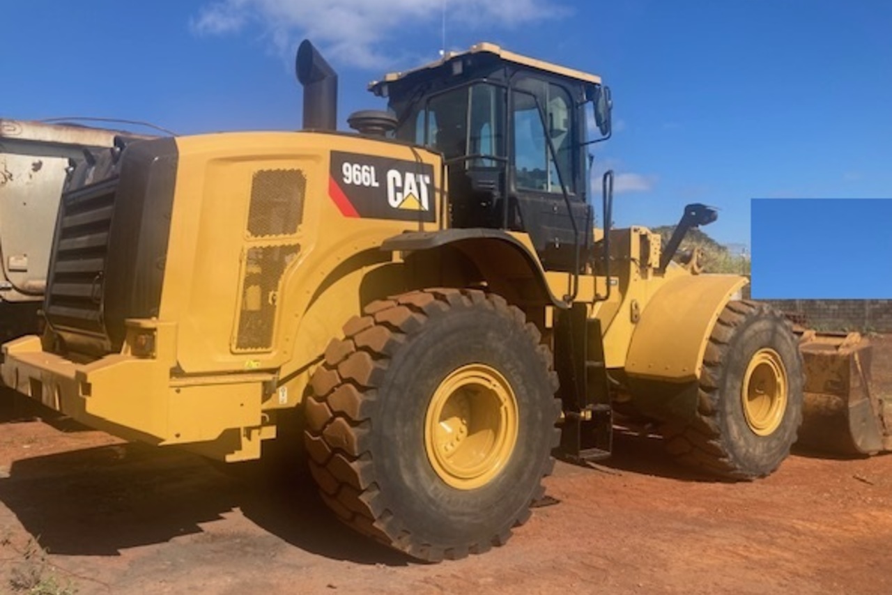 Caterpillar  966L - 17/17 4