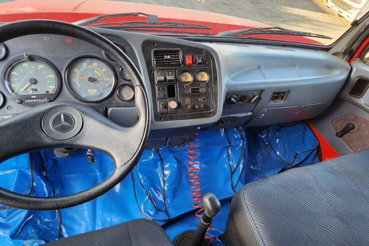 Mercedes Benz MB 1620 - 05/06 7