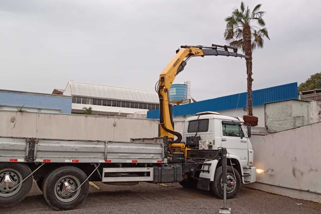 Volkswagen 23 210 - 02/02 14