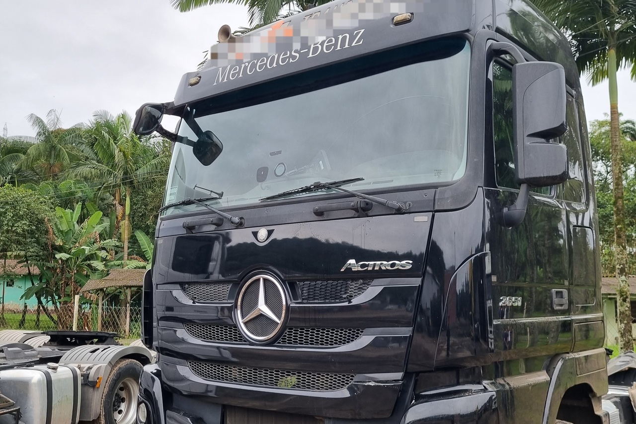 Mercedes Benz Actros 2651 - 18/18 4