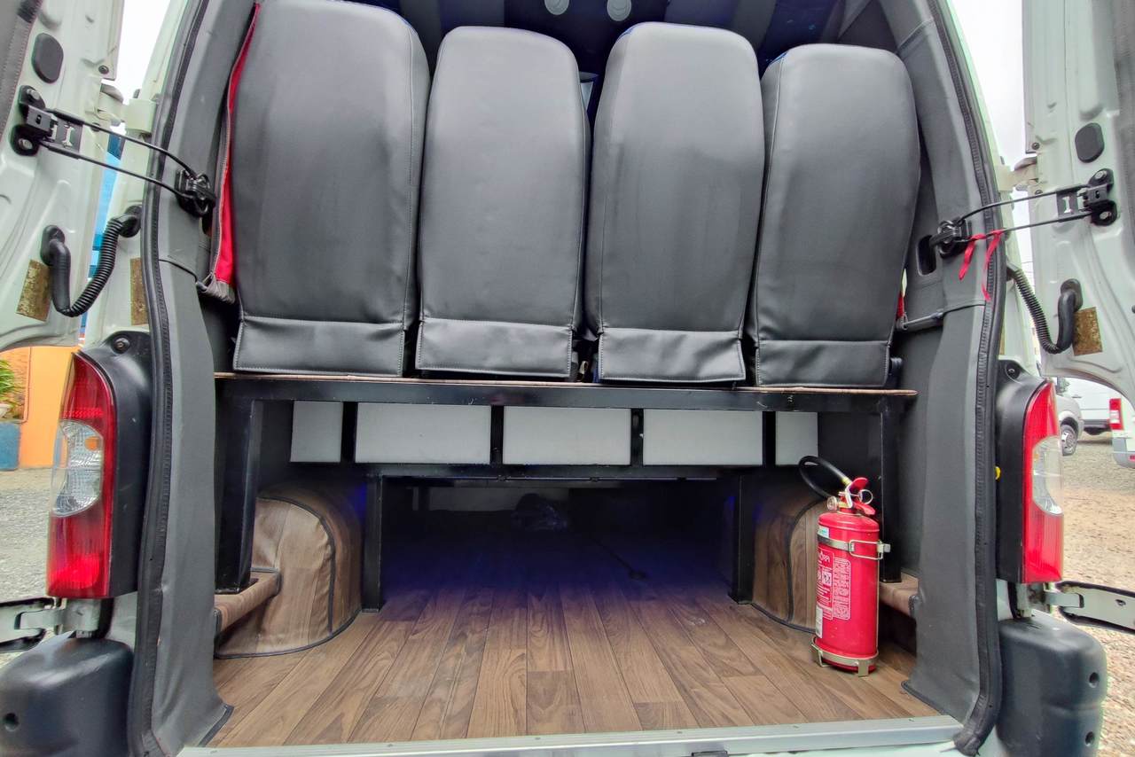 Renault Master Executive - 12/13 9