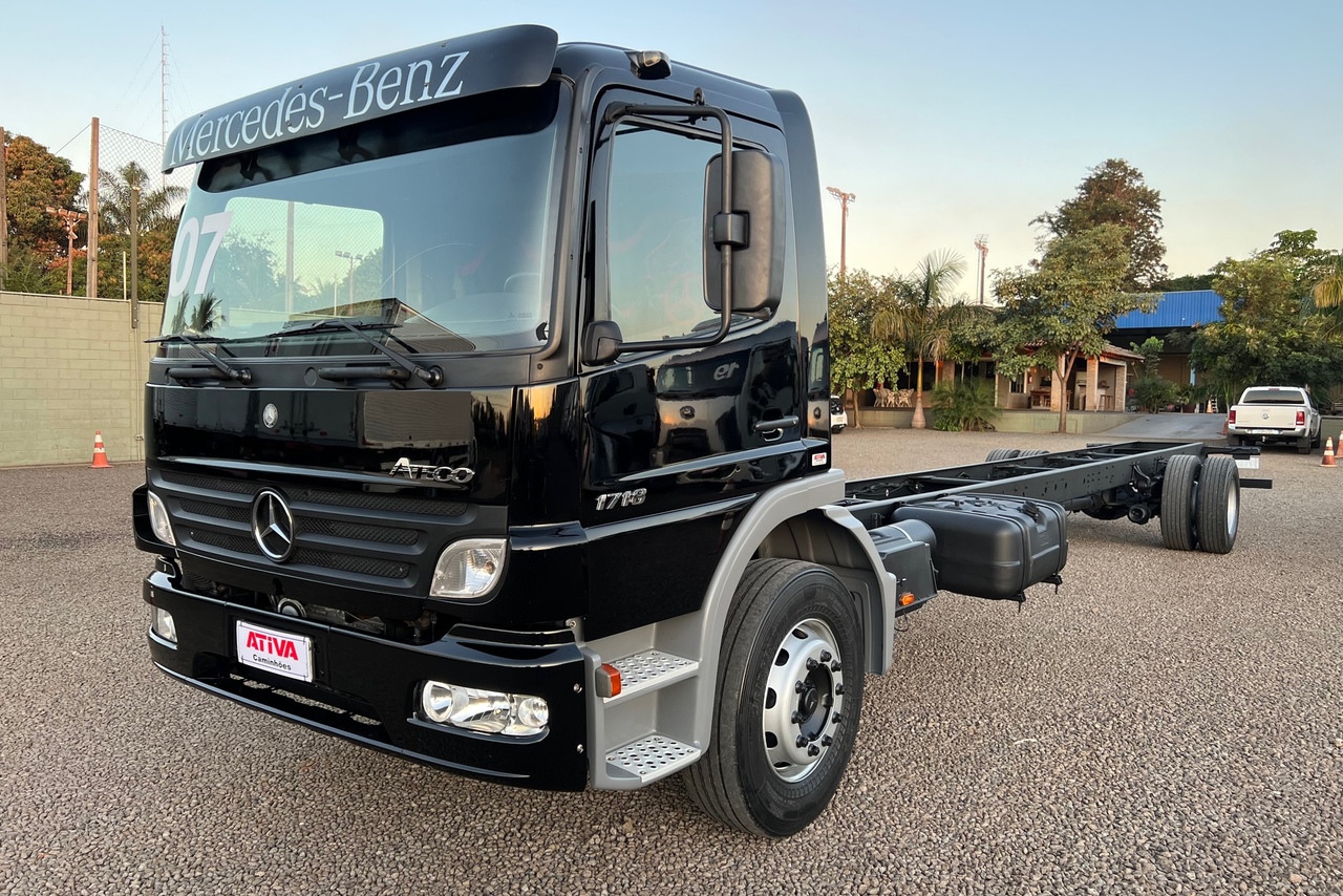 Mercedes Benz MB 1718 - 07/07 6