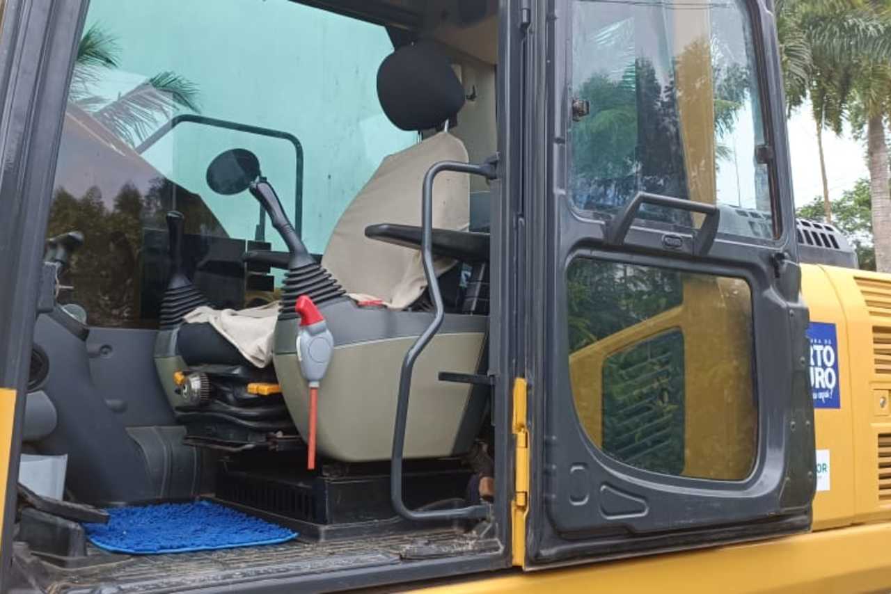 Komatsu PC200 - 11/11 7