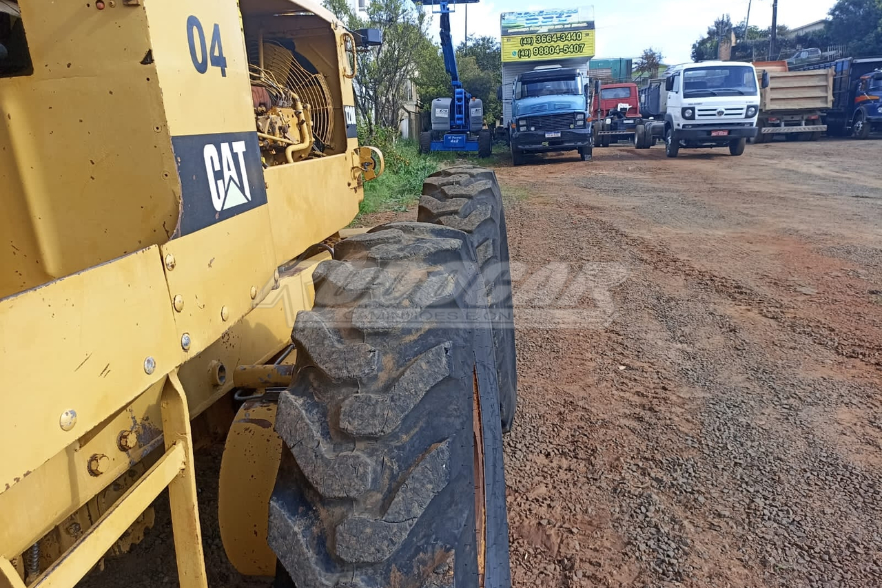 Caterpillar 120B - 73/73 9