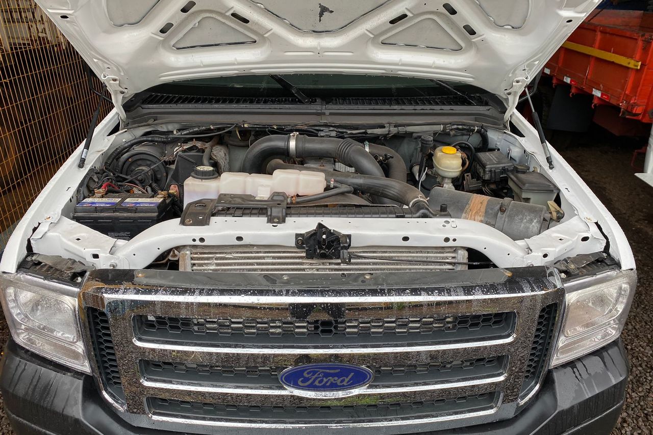Ford F350 - 00/00 8