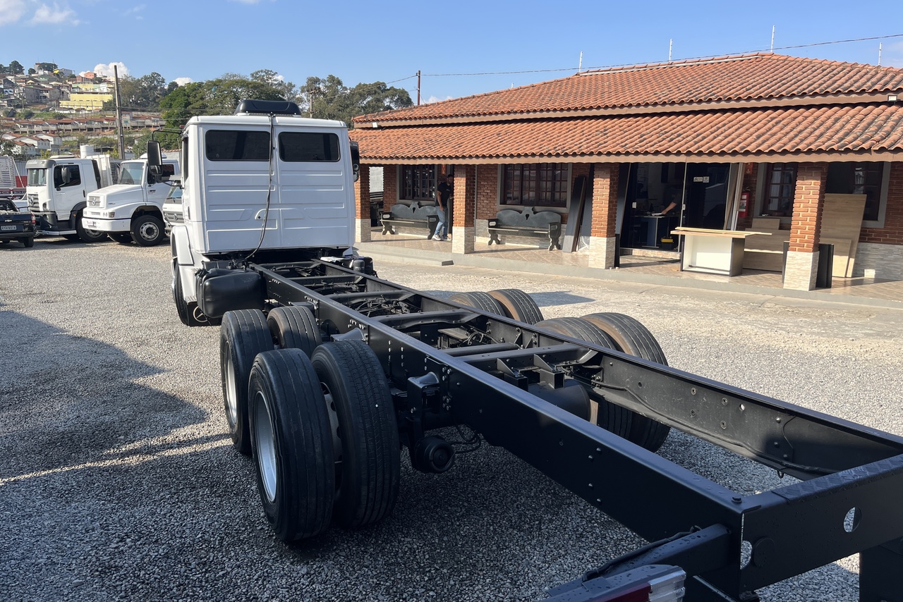 Mercedes Benz MB 1620 - 07/07 5