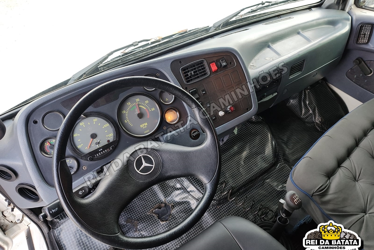Mercedes Benz MB 1620 - 09/09 7