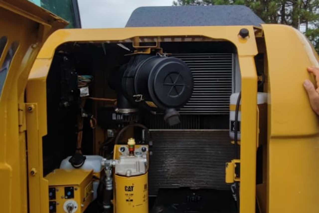 Caterpillar 313D2GC - 21/21 10