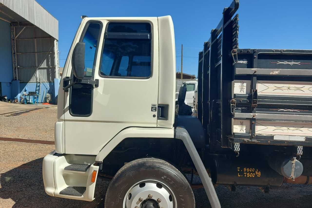 Ford Cargo1317 - 11/11 5