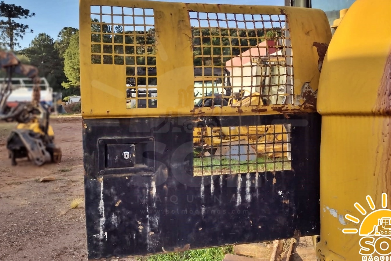 Caterpillar 320D - 09/09 5