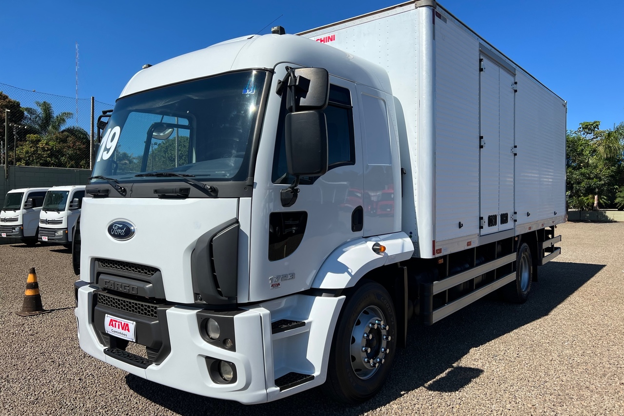 Ford Cargo1723 - 18/19 5