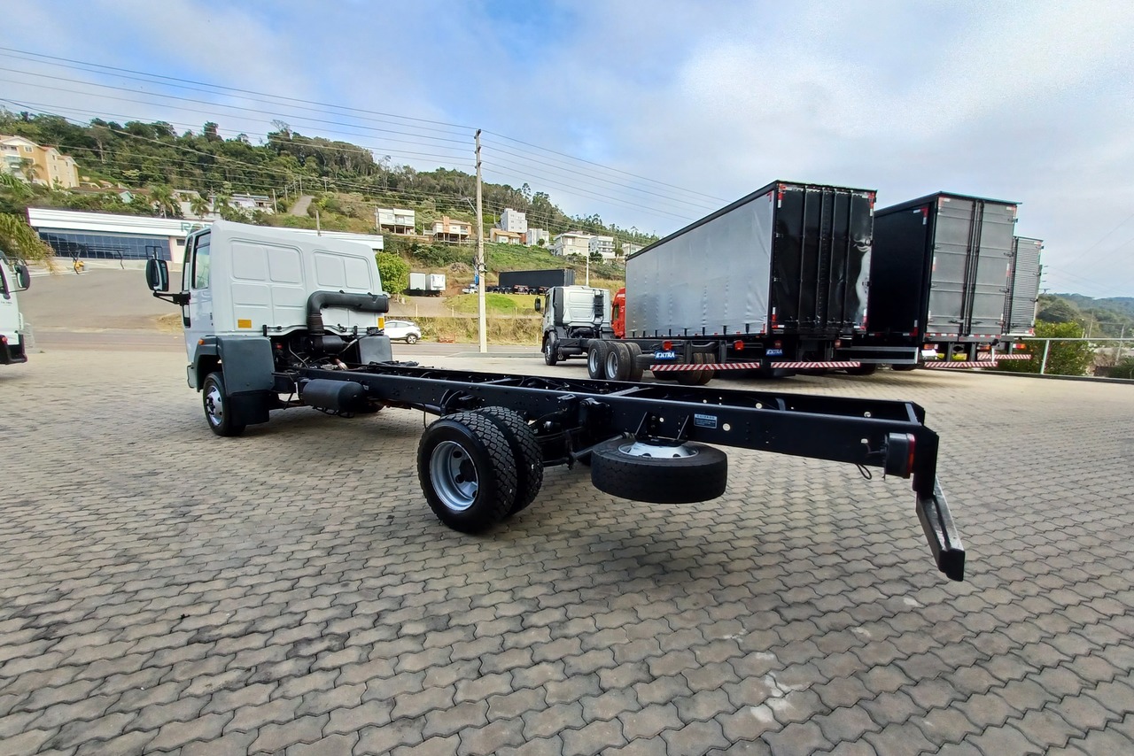 Ford Cargo1119 - 15/15 8