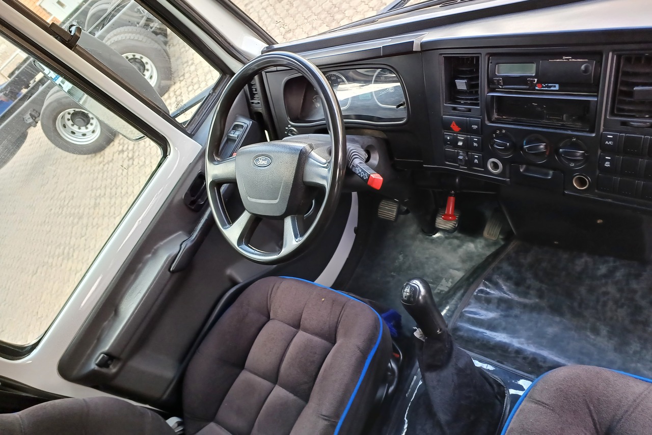 Ford Cargo1119 - 15/15 16