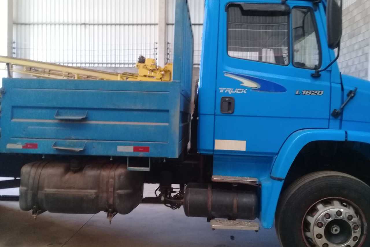 Mercedes Benz MB 1620 - 98/98 7